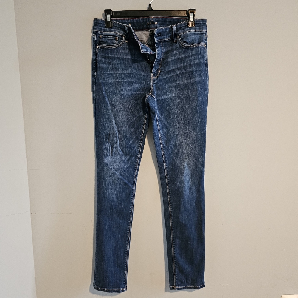 White House Black Market Slim Jeans | Size 8 | Medium Wash